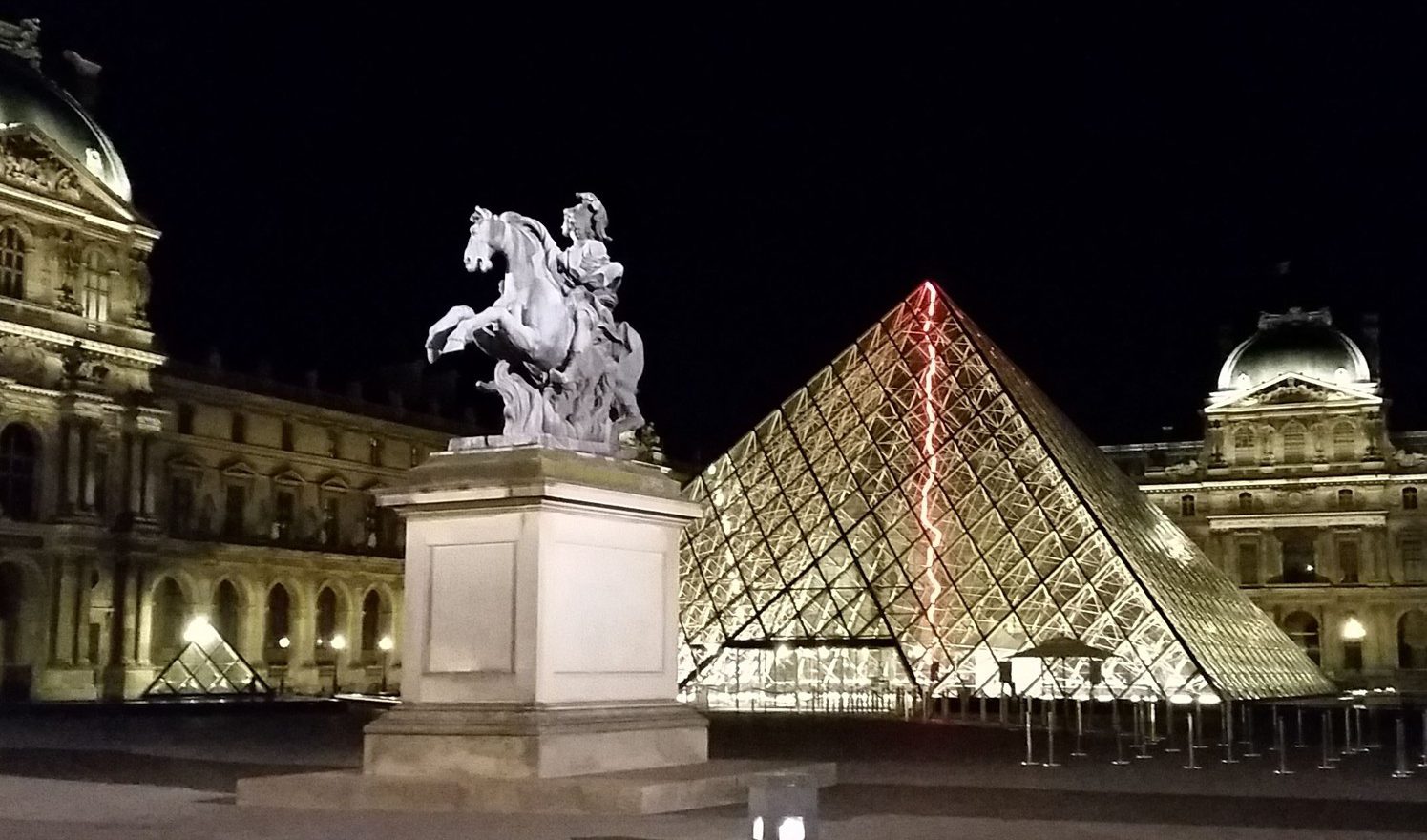 circuit_paris_Le louvre